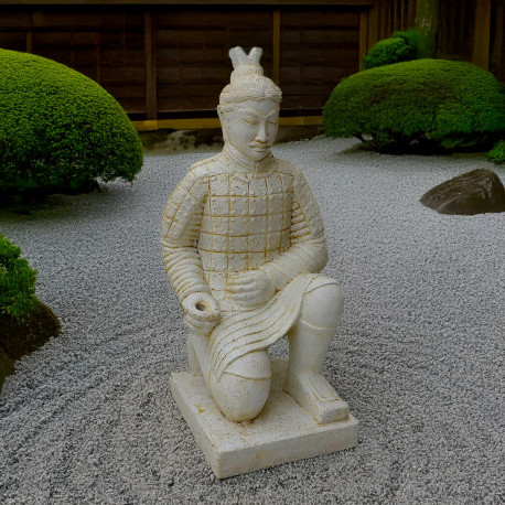 SEDA Guerrier Chinois à genoux 100 cm White - Décoration statue