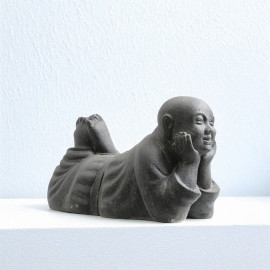SEDA Moine couché 27 cm  - Décoration statue